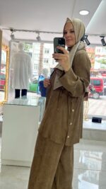 Ghisa Kupra İpek Takım