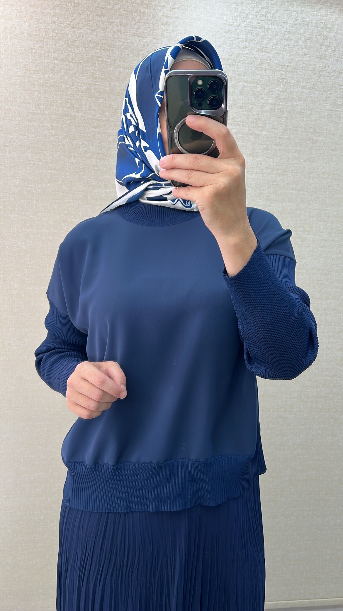 Ghisa Trikolu Krep Tunik