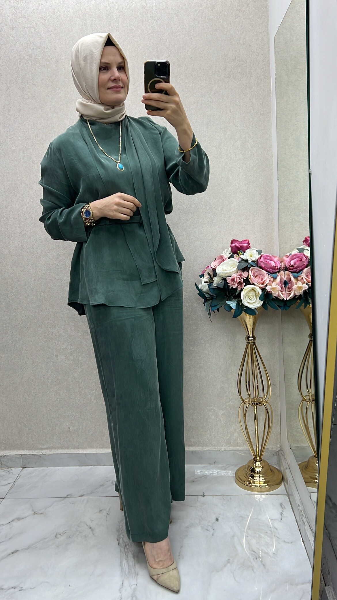 Terzi dükkanı kupra ipek takım