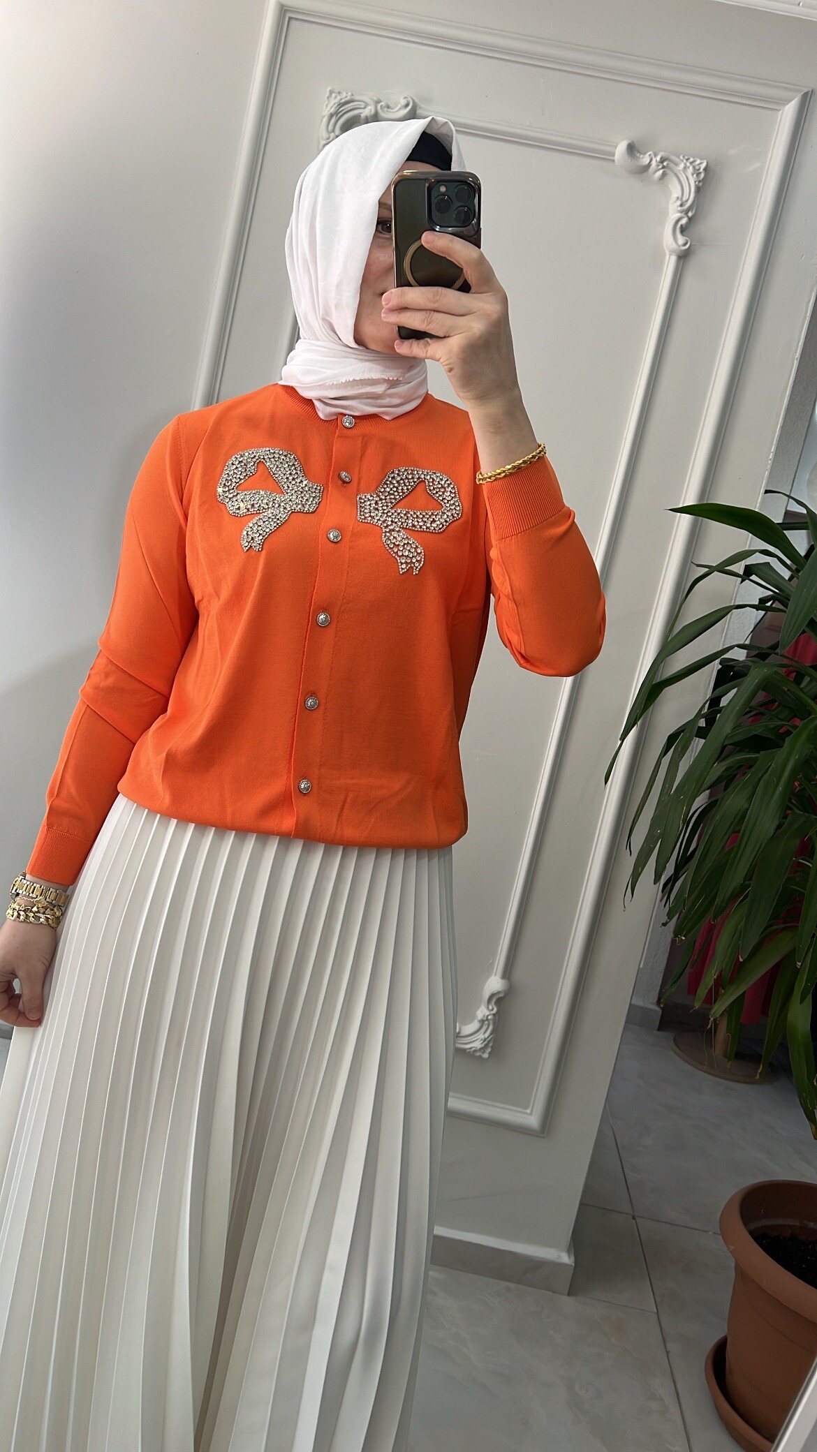 Ghisa taşlı kısa hırka