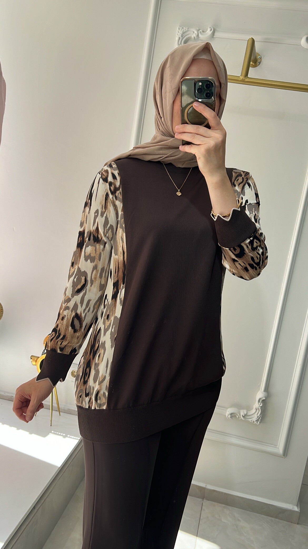 Ghisa tunik
